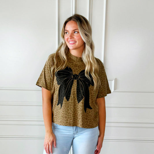 Bow Leopard Cropped Tee