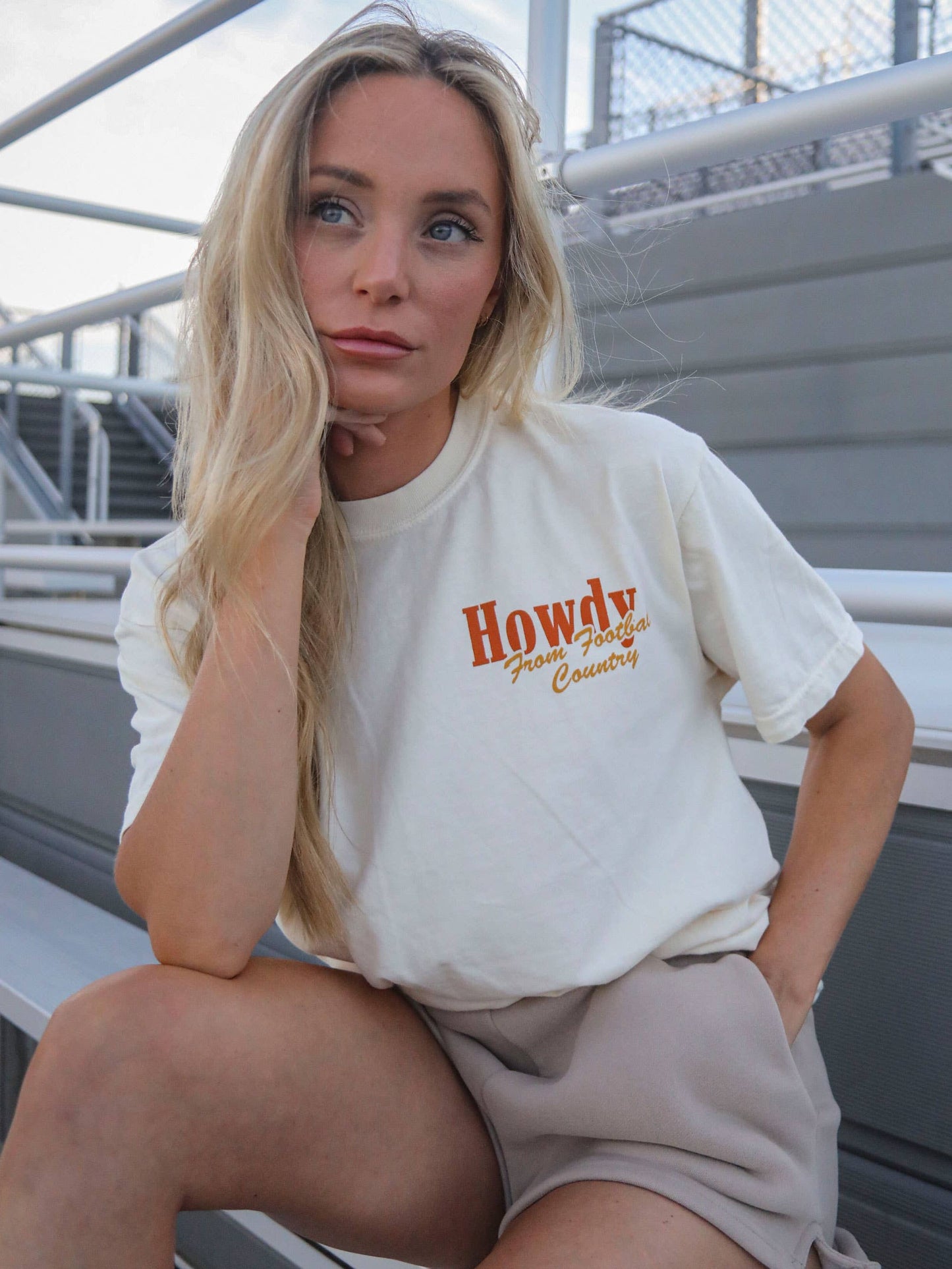 HOWDY FOOTBALL TEE (FRONT + BACK)